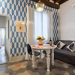 Keys Of Italy - F5 - Fiesolana 24 - Santa Croce One Bedroom Flat 2 To 4 Guests