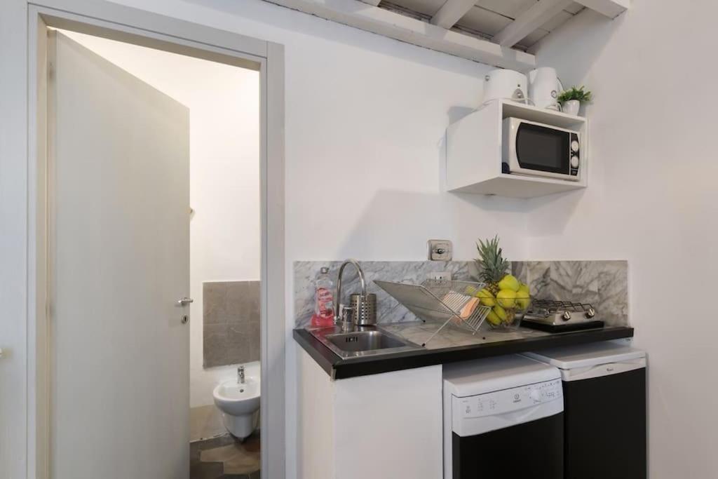 Keys Of Italy - F5 - Fiesolana 24 - Santa Croce One Bedroom Flat 2 To 4 Guests * Florencia